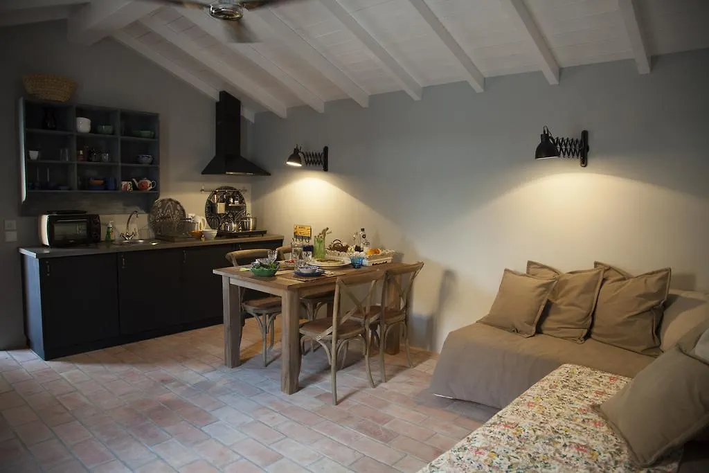 Quinta Rosa Amarela Bed & Breakfast Boliqueime