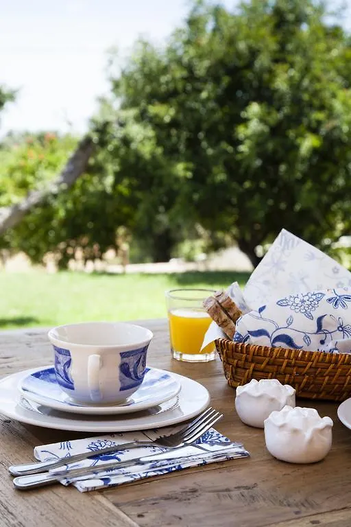 Quinta Rosa Amarela Bed & Breakfast Boliqueime